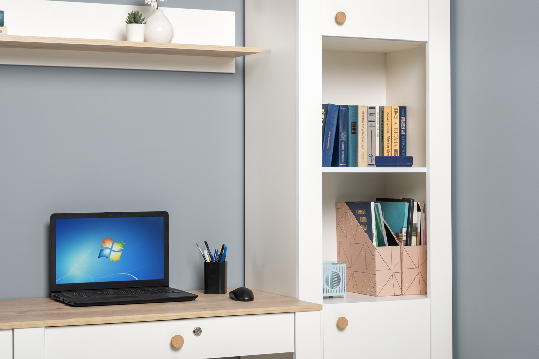 Детские столы, Стол письменный Джастин 12.154