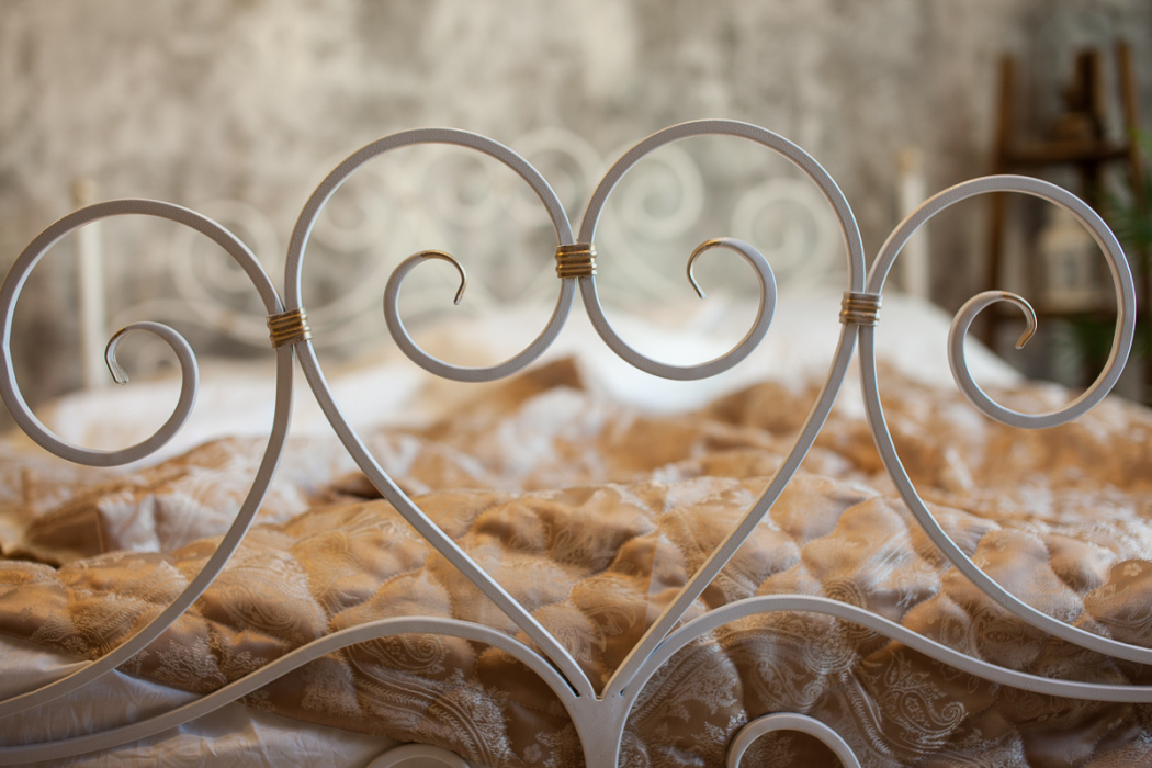 Кованые кровати, Кованая кровать Кармен 1.4 с одной спинкой